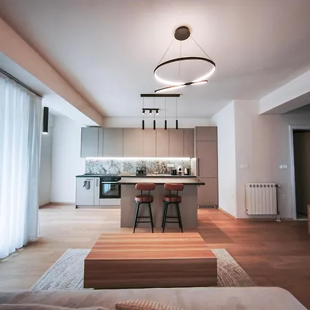 Апартаменты Debar Maalo With Private Underground Parking - Quiet Location *