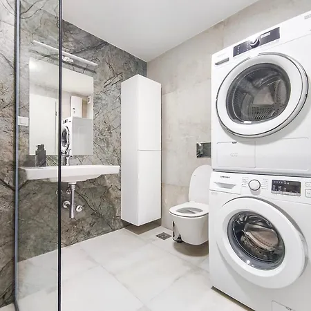 Апартаменты Debar Maalo With Private Underground Parking - Quiet Location *