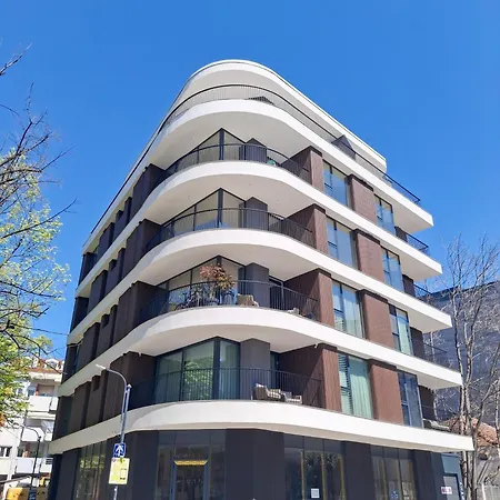 Debar Maalo With Private Underground Parking - Quiet Location *